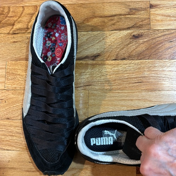 Vintage PUMA Slip On Sneakers Black and Silver - Picture 3 of 13